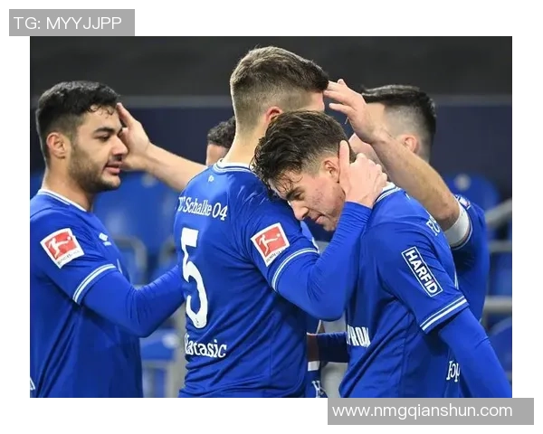 从巅峰到低谷：那些坠落的足球明星们的沉浮人生